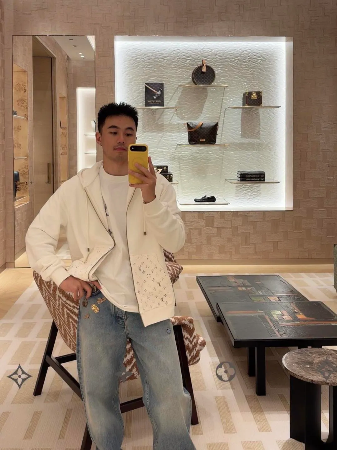 Louis Vuitton/Louis Vuitton presbyopic embossed embossed zipper hooded jacket